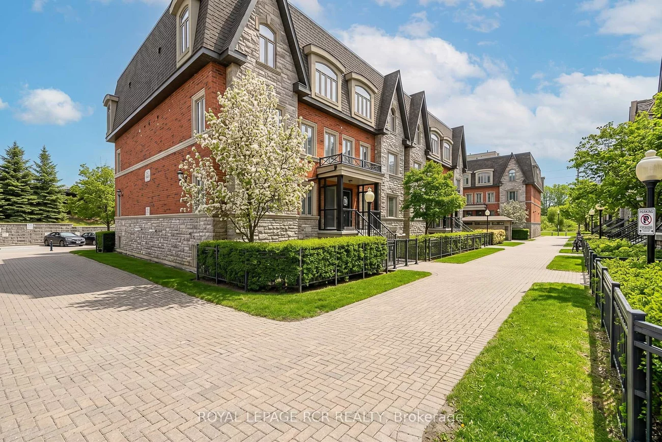 326, John, Aileen-Willowbrook, Markham
