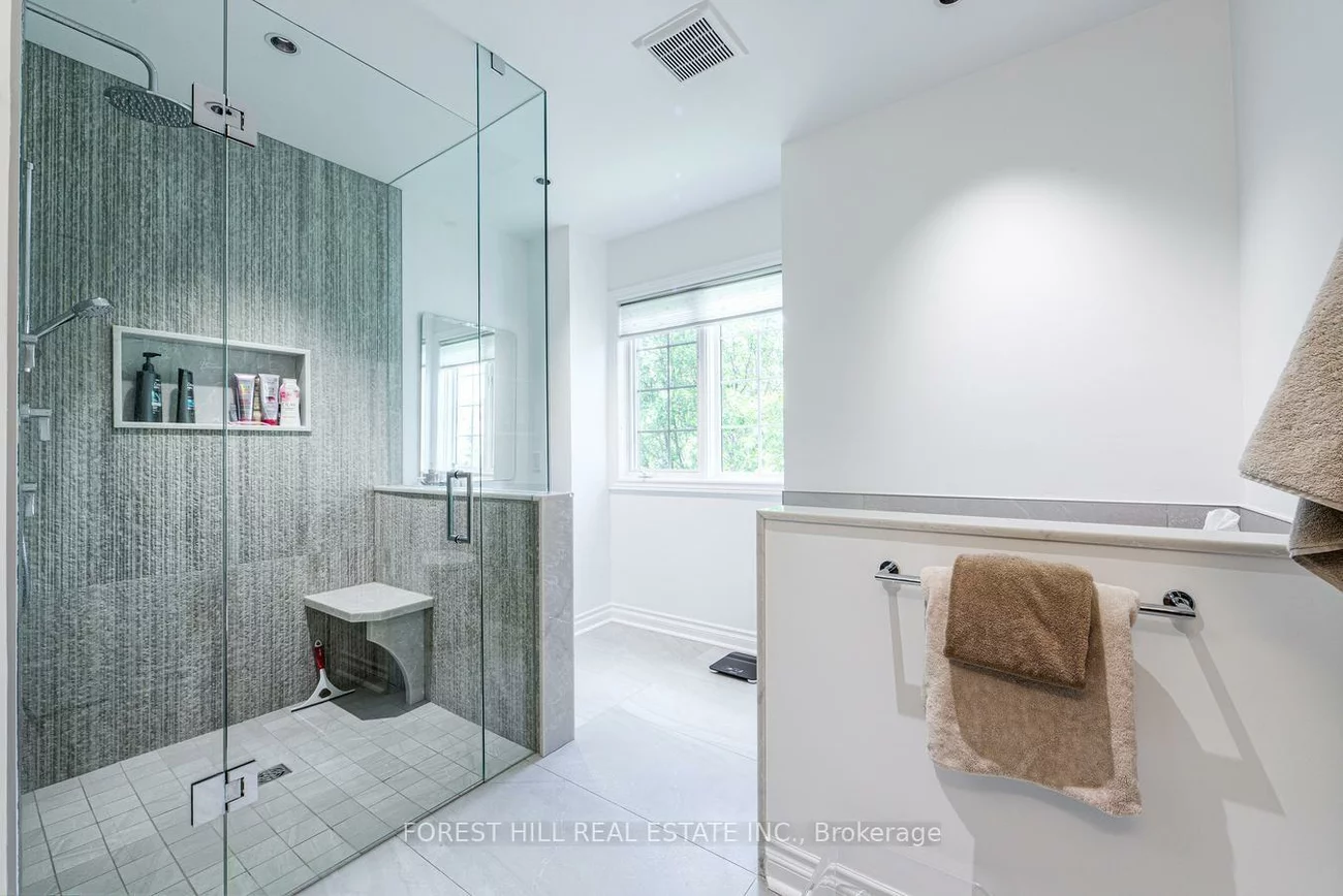 69, Louisbourg, Greensborough, Markham