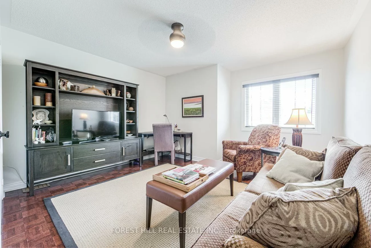 69, Louisbourg, Greensborough, Markham