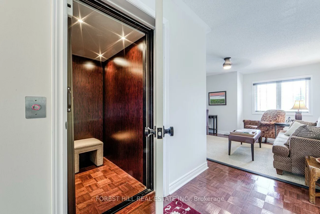 69, Louisbourg, Greensborough, Markham