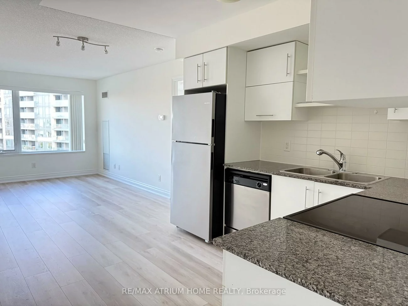 233, South Park, Commerce Valley, Markham