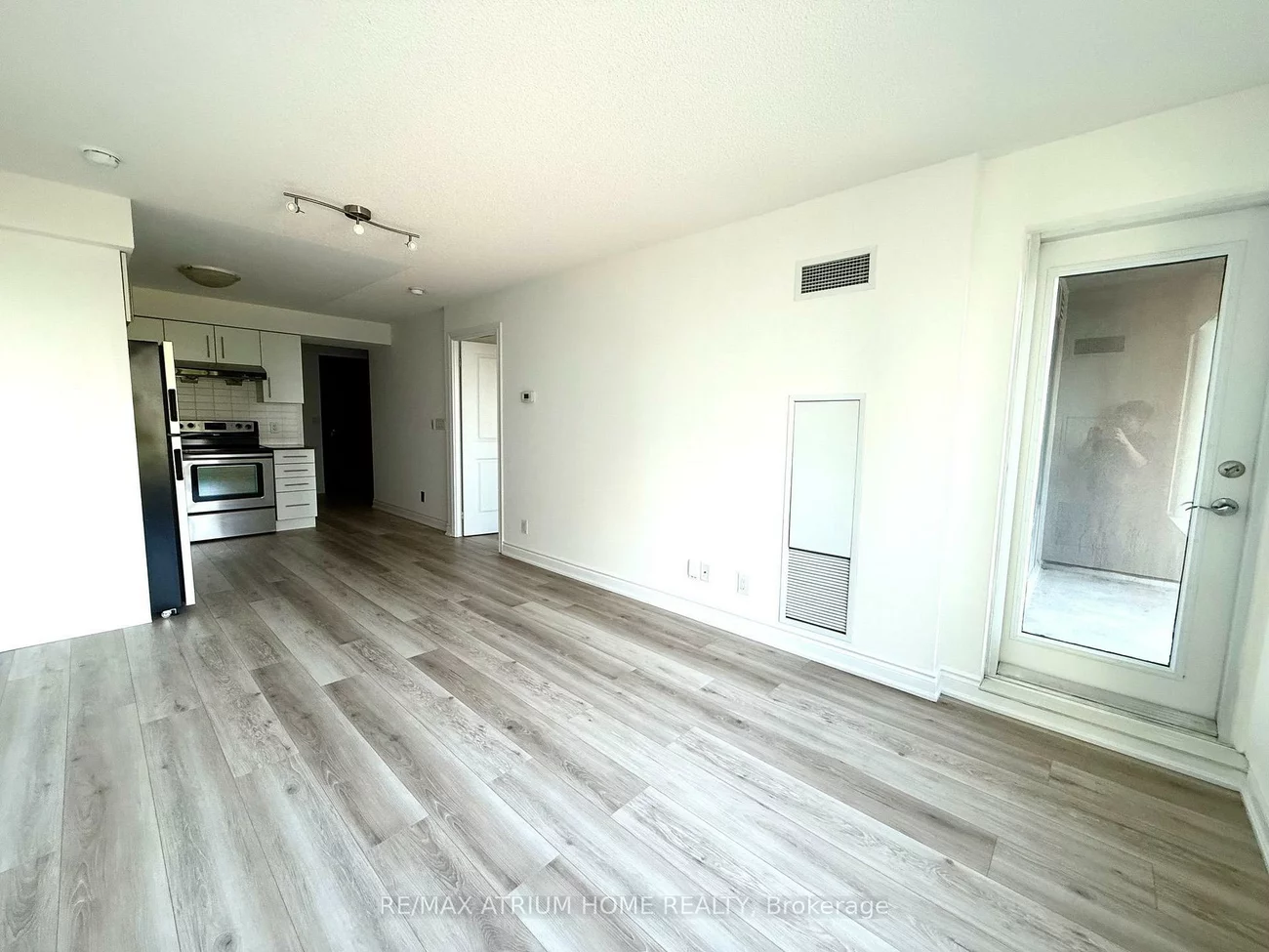 233, South Park, Commerce Valley, Markham