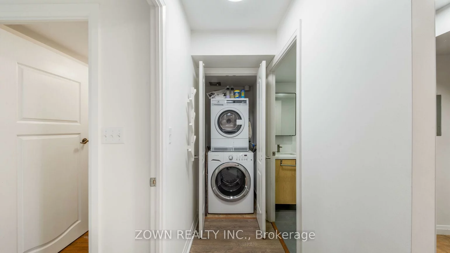 7363, Kennedy, Milliken Mills East, Markham