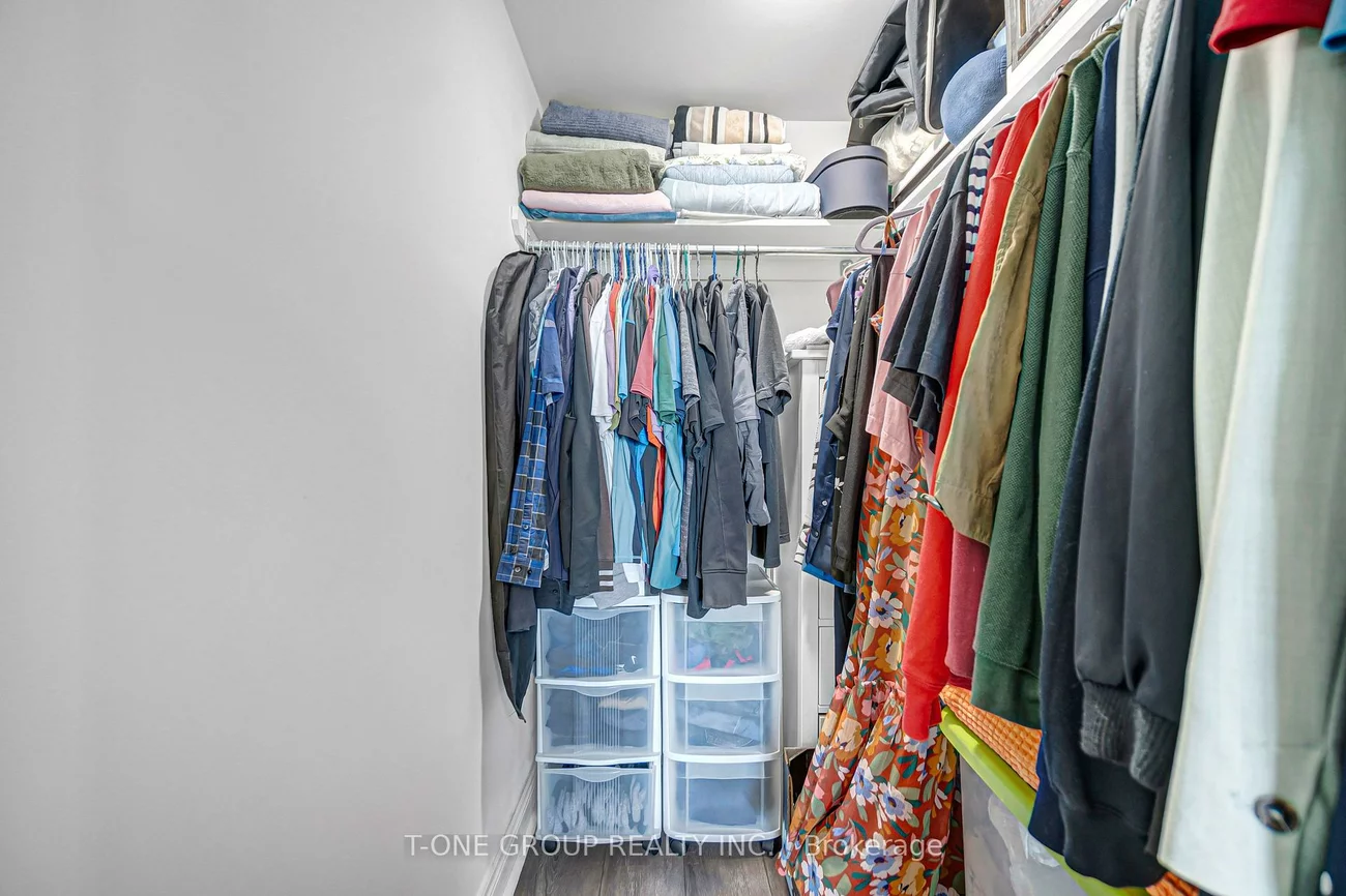 48, Suncrest, Commerce Valley, Markham