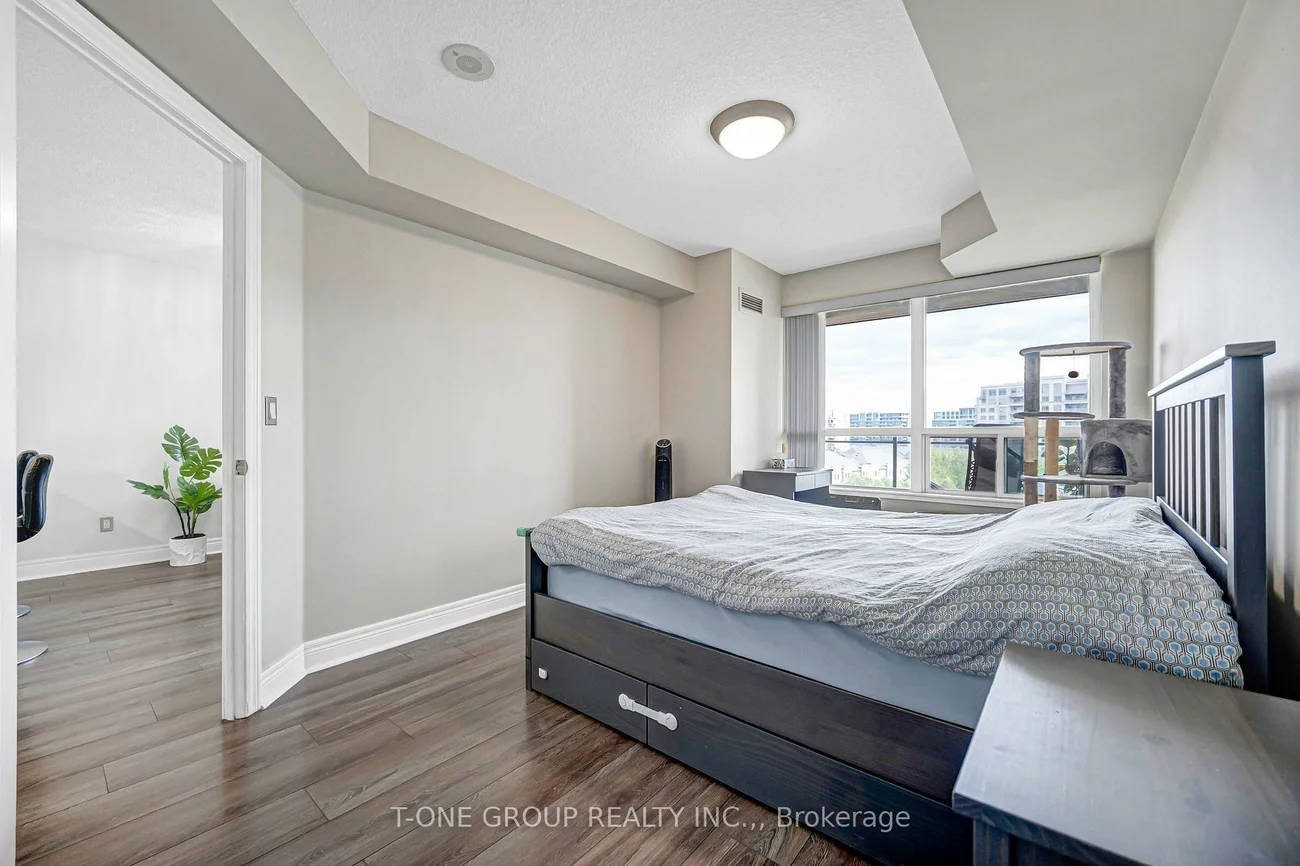 48, Suncrest, Commerce Valley, Markham