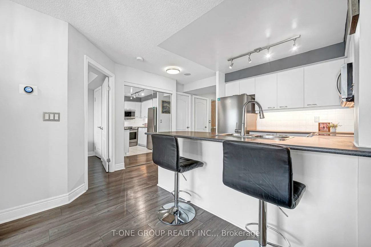 48, Suncrest, Commerce Valley, Markham