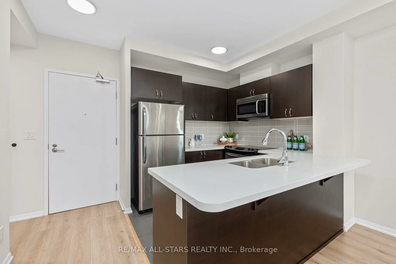 540, Bur Oak, Berczy, Markham