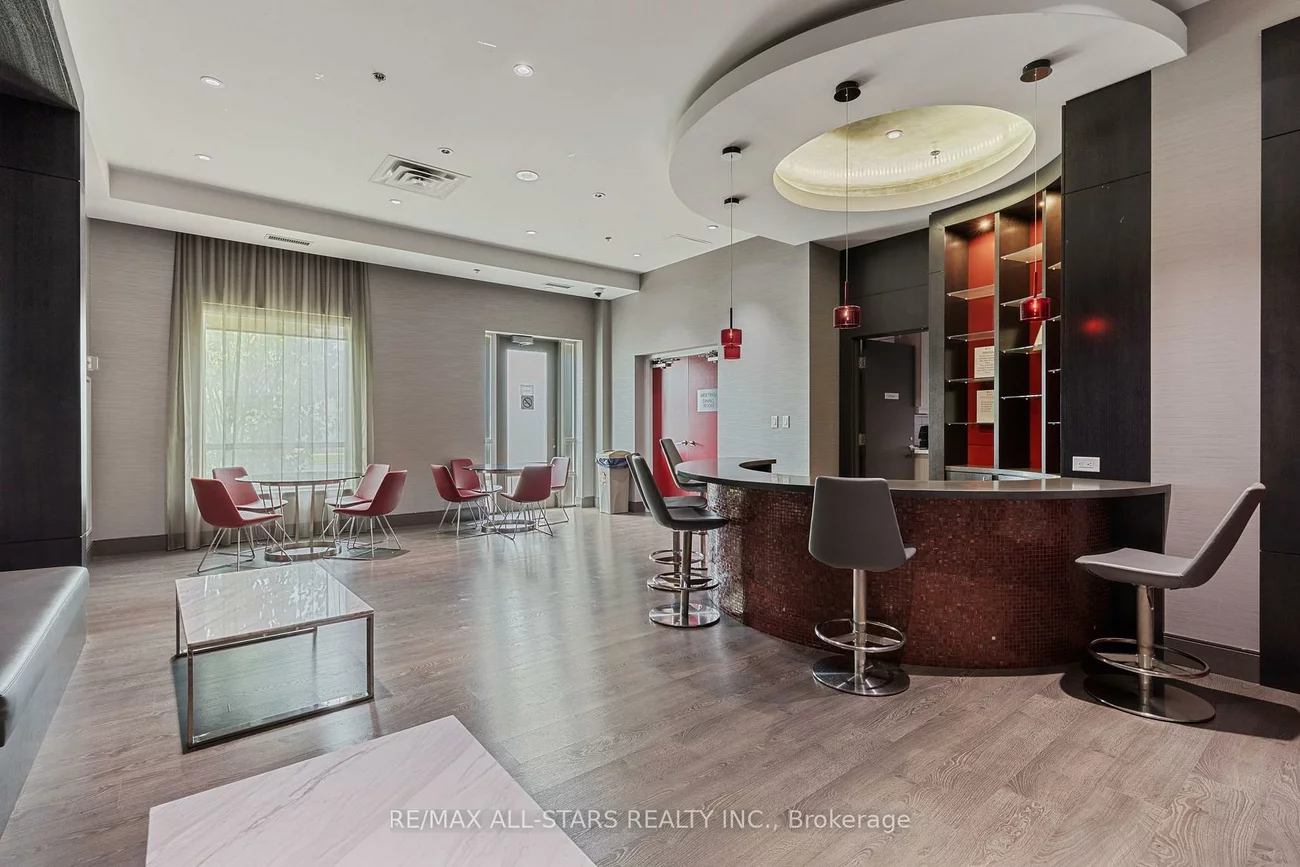 540, Bur Oak, Berczy, Markham