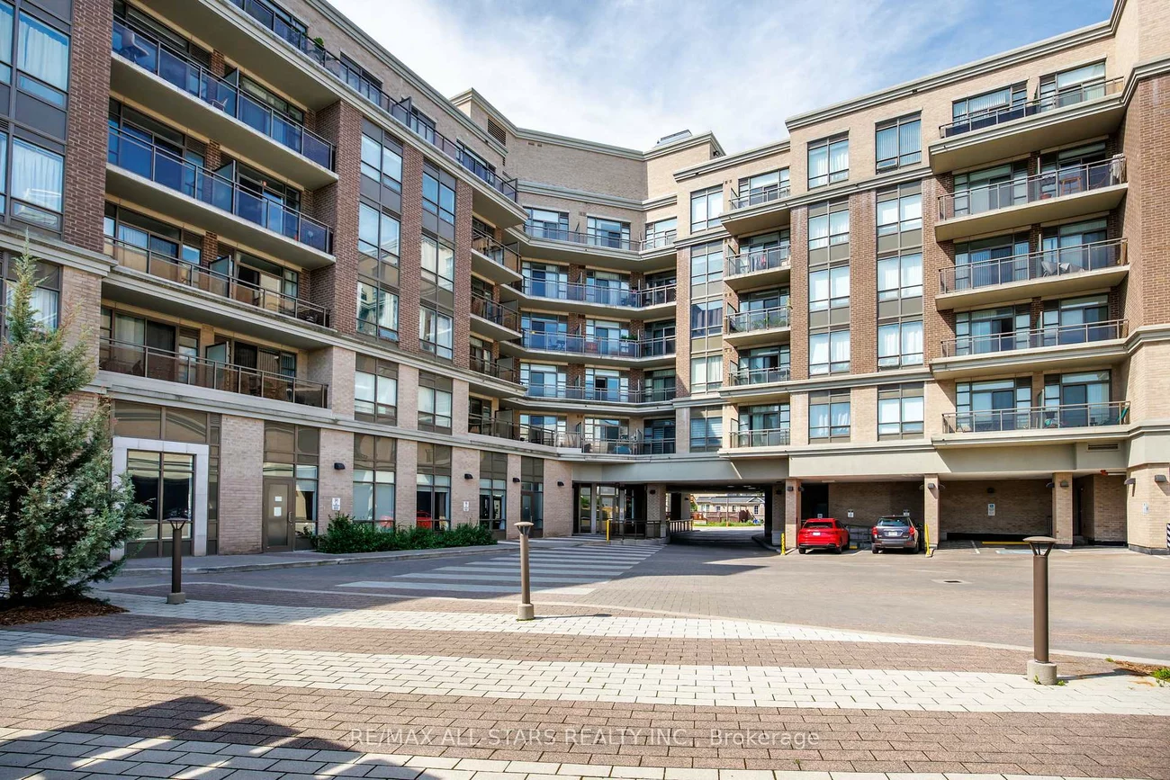 540, Bur Oak, Berczy, Markham