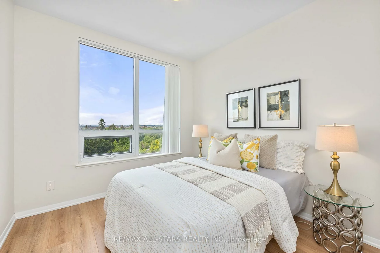 540, Bur Oak, Berczy, Markham