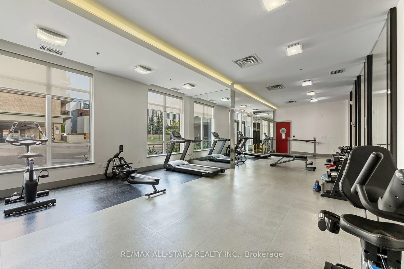 540, Bur Oak, Berczy, Markham