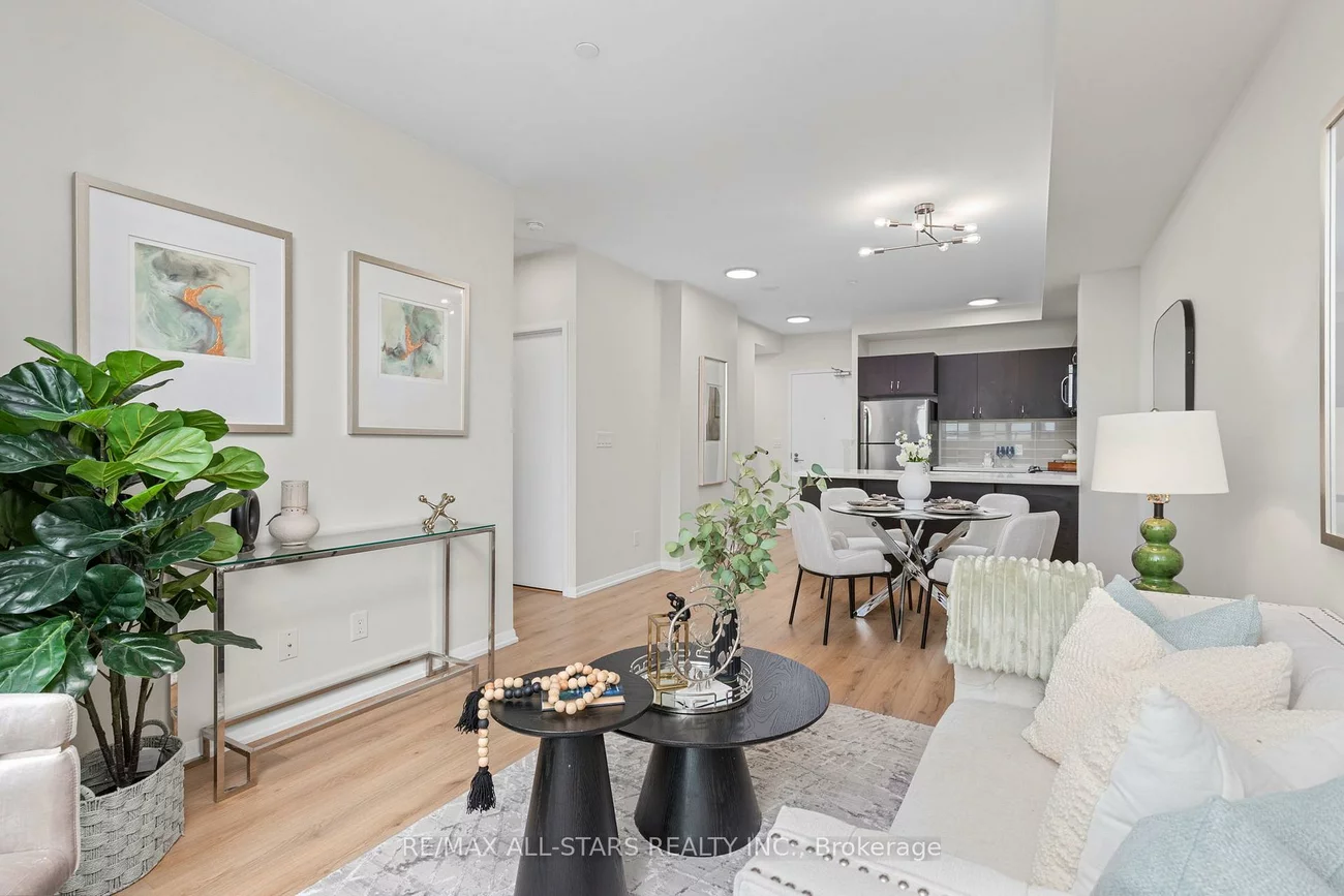 540, Bur Oak, Berczy, Markham