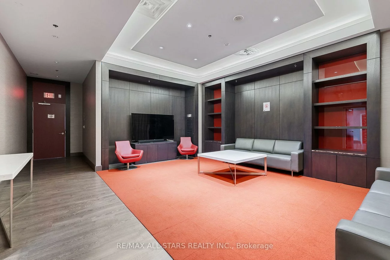 540, Bur Oak, Berczy, Markham