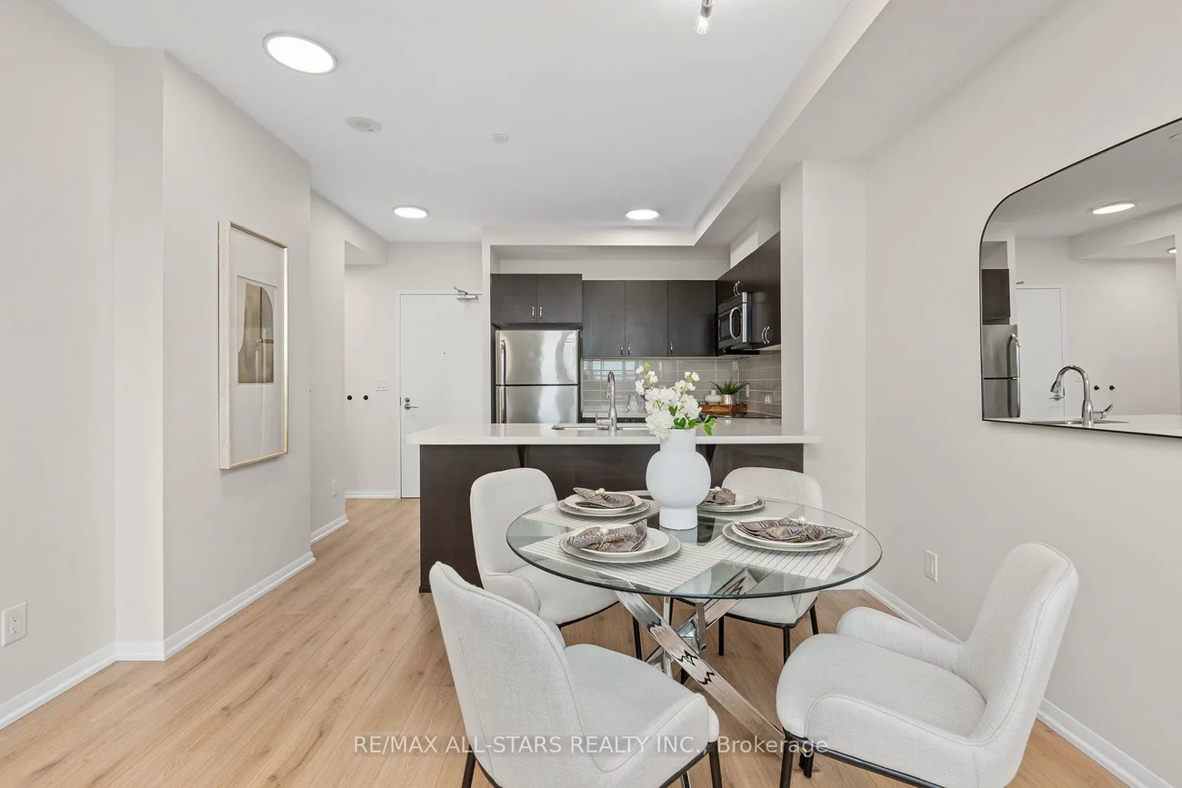 540, Bur Oak, Berczy, Markham