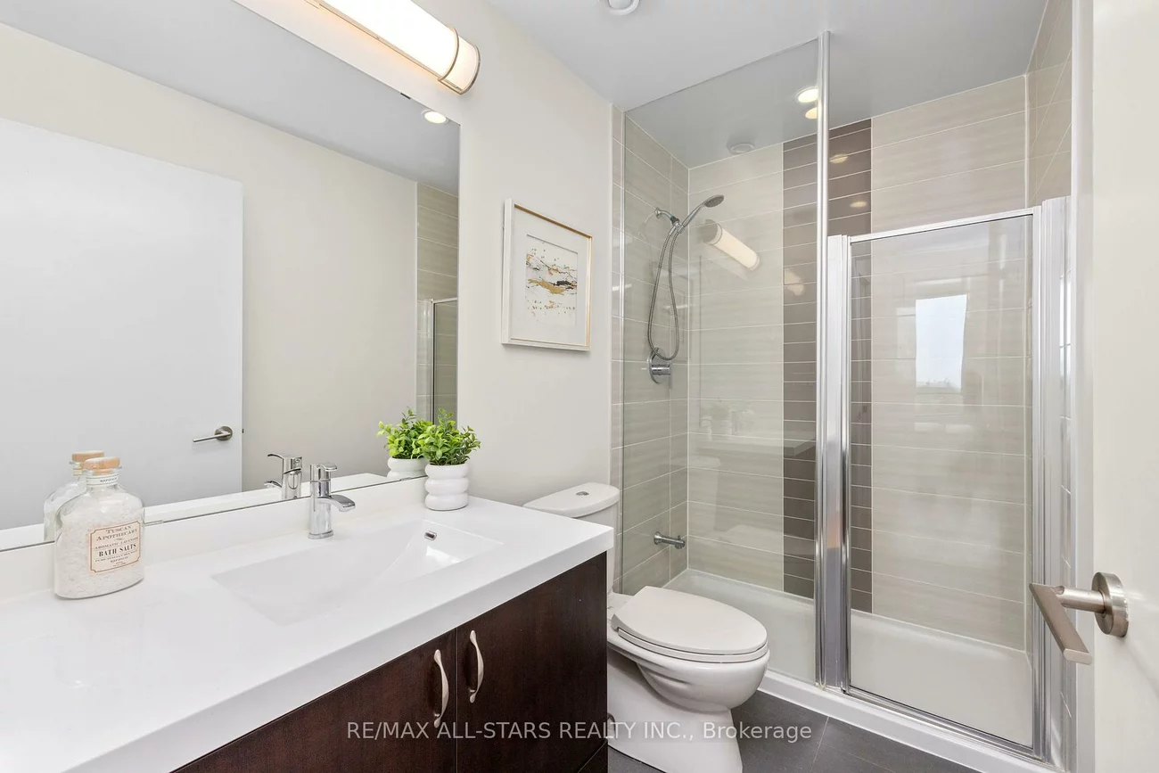 540, Bur Oak, Berczy, Markham