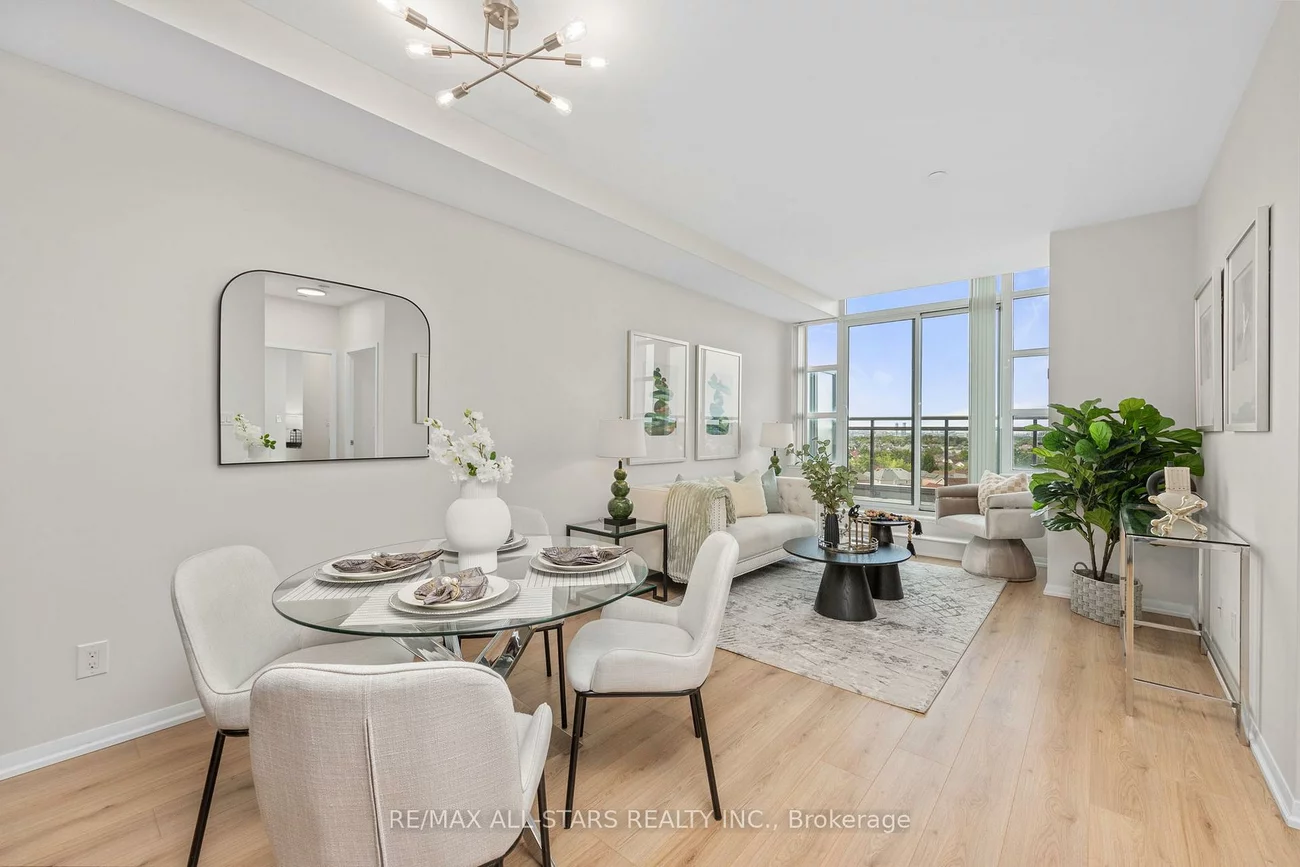 540, Bur Oak, Berczy, Markham