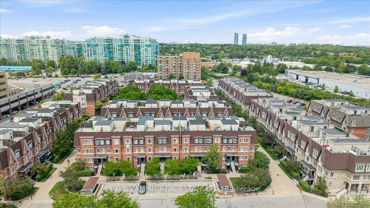 310, John, Aileen-Willowbrook, Markham