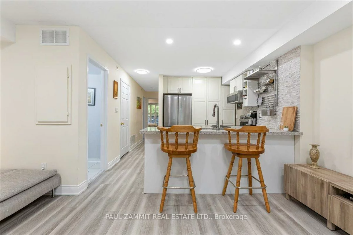 310, John, Aileen-Willowbrook, Markham