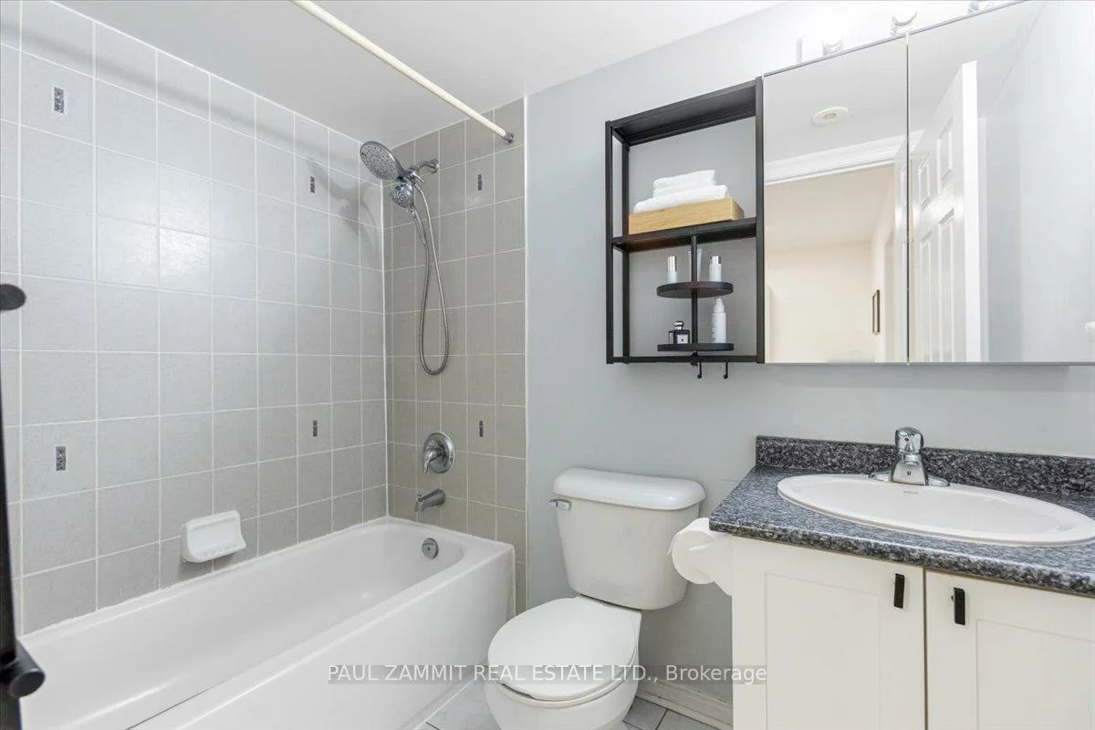 310, John, Aileen-Willowbrook, Markham