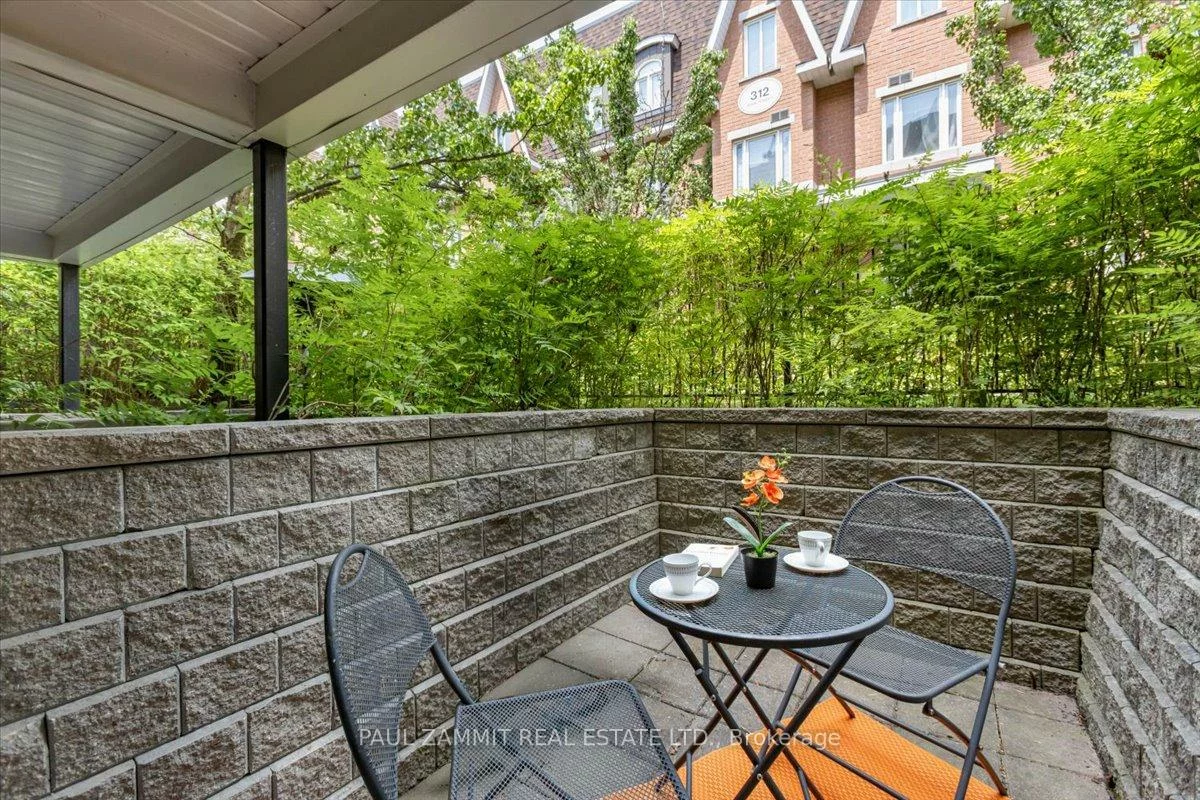 310, John, Aileen-Willowbrook, Markham