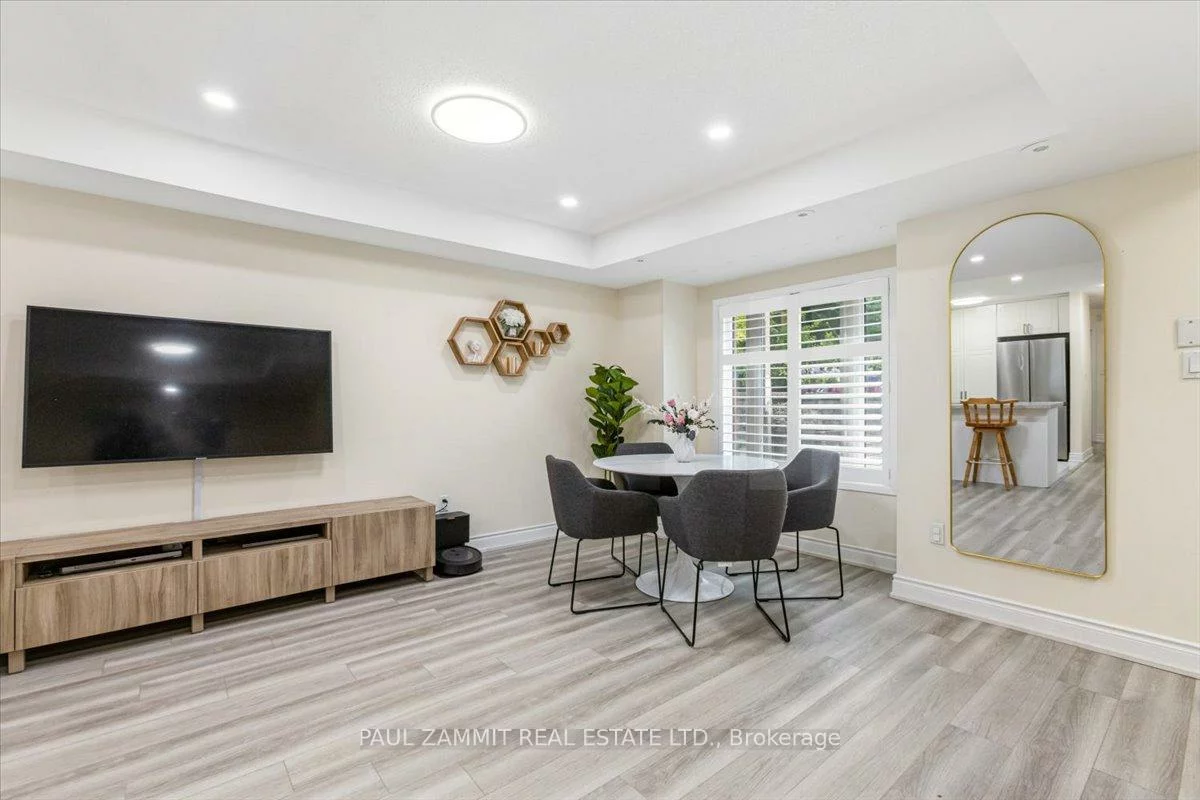 310, John, Aileen-Willowbrook, Markham