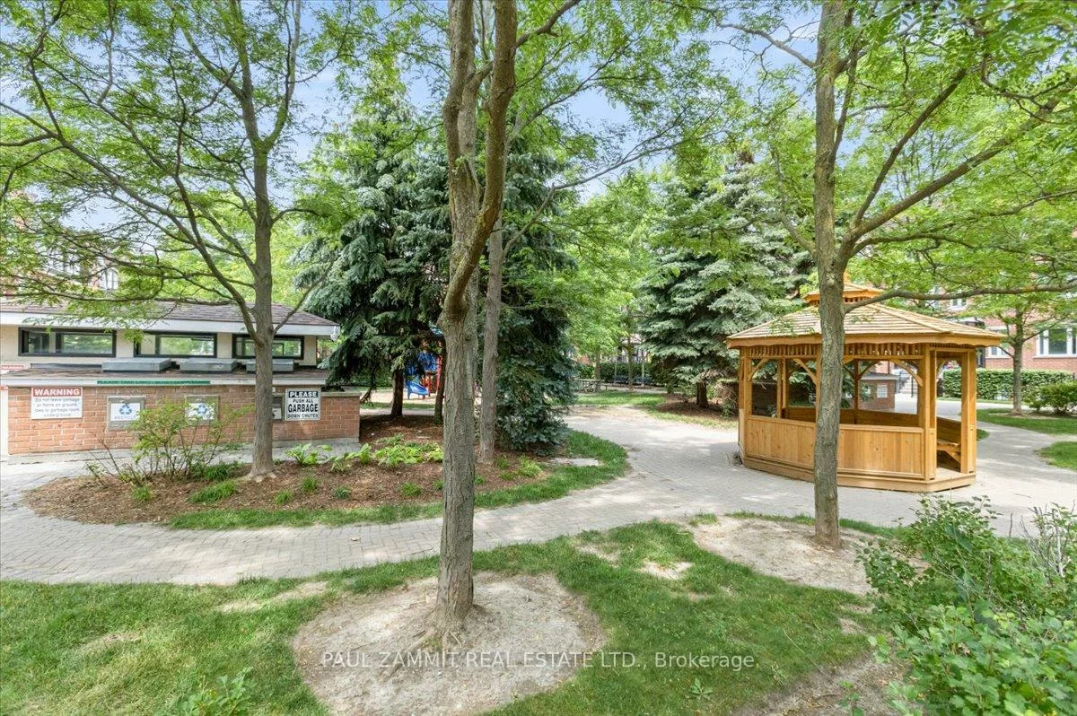 310, John, Aileen-Willowbrook, Markham