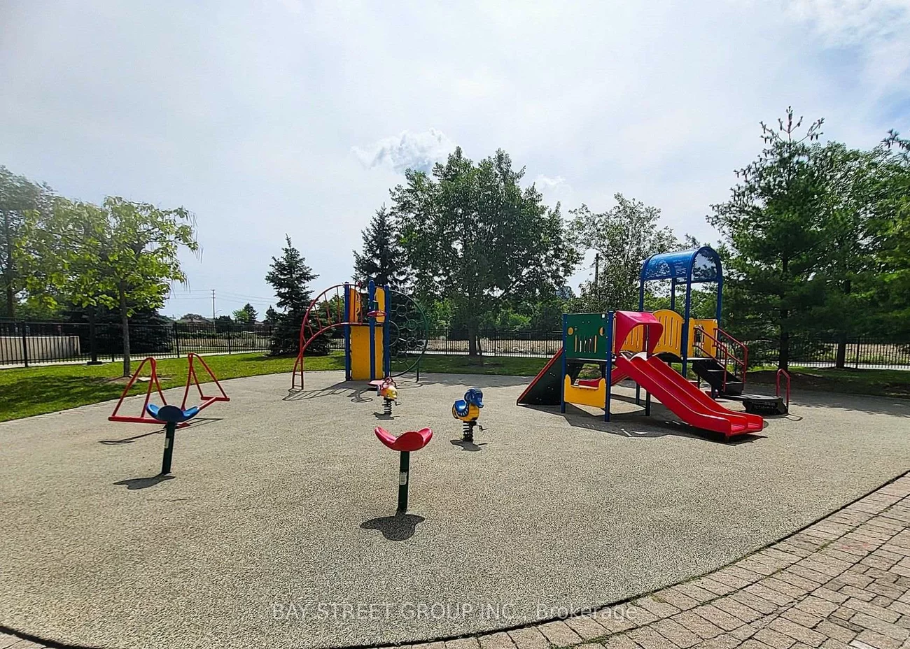 7363, Kennedy, Milliken Mills East, Markham