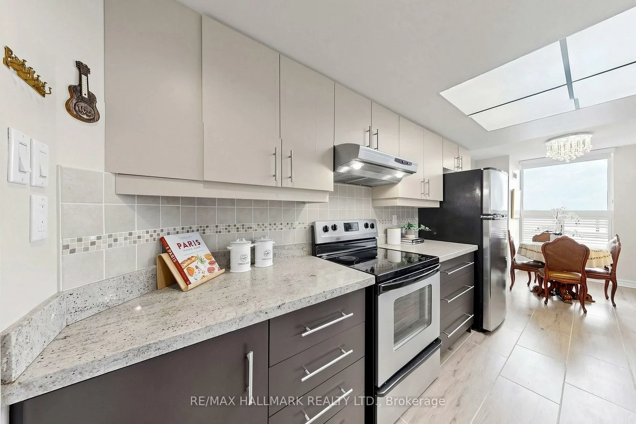 7905, Bayview, Aileen-Willowbrook, Markham