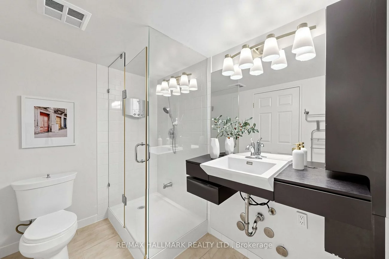 7905, Bayview, Aileen-Willowbrook, Markham