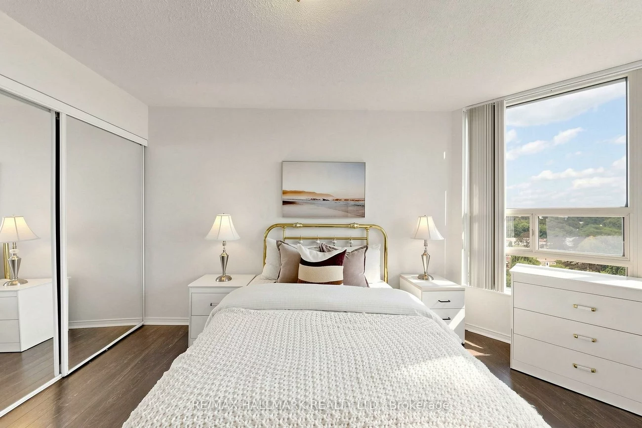 7905, Bayview, Aileen-Willowbrook, Markham