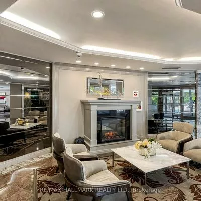 7905, Bayview, Aileen-Willowbrook, Markham