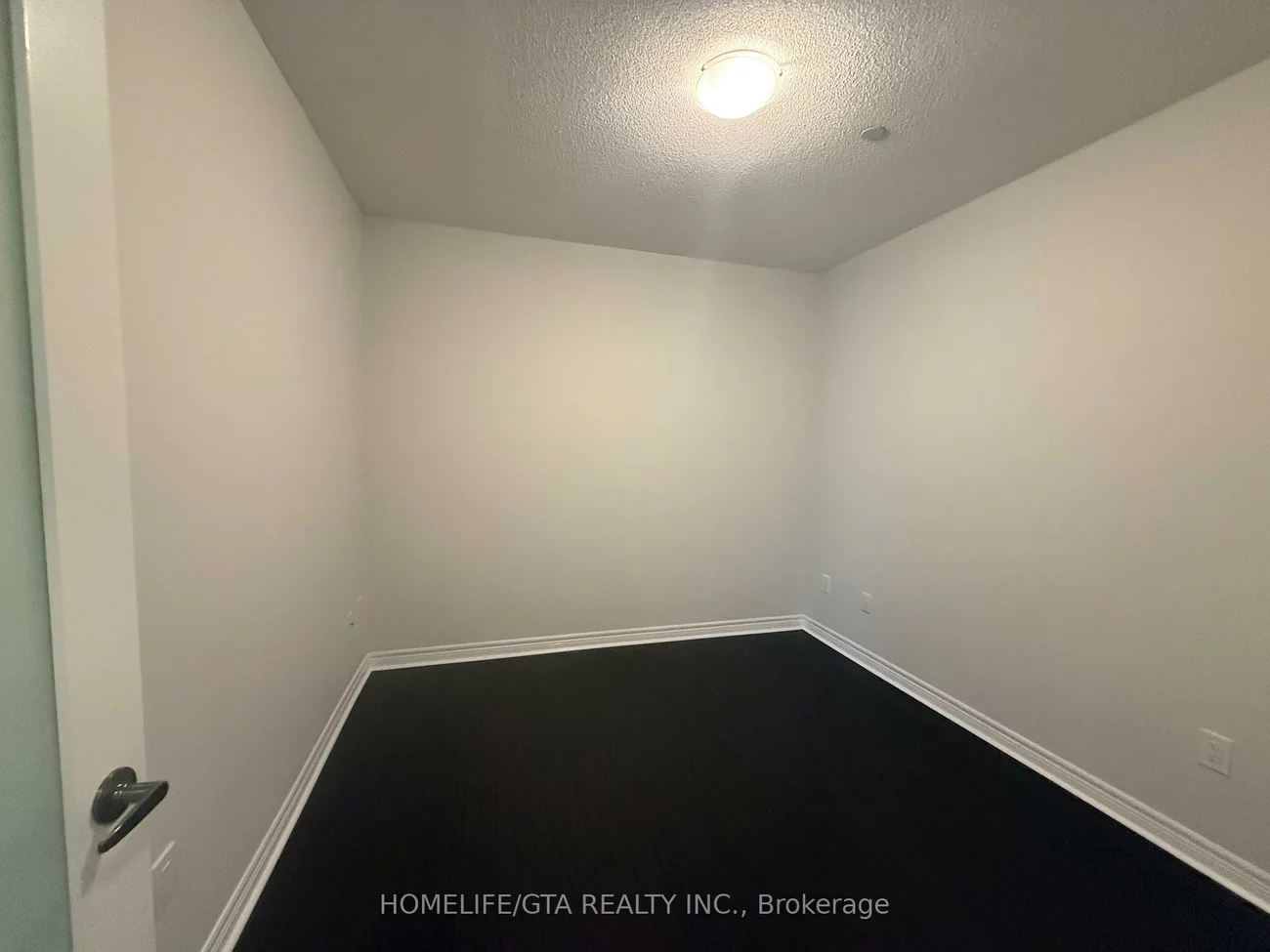 7325, Markham, Cedarwood, Markham