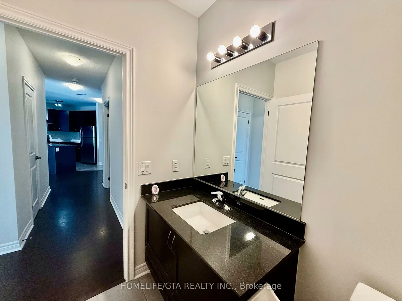 7325, Markham, Cedarwood, Markham
