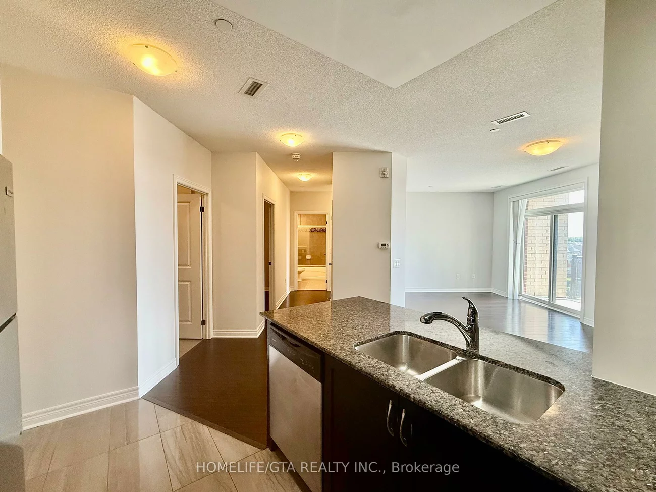7325, Markham, Cedarwood, Markham