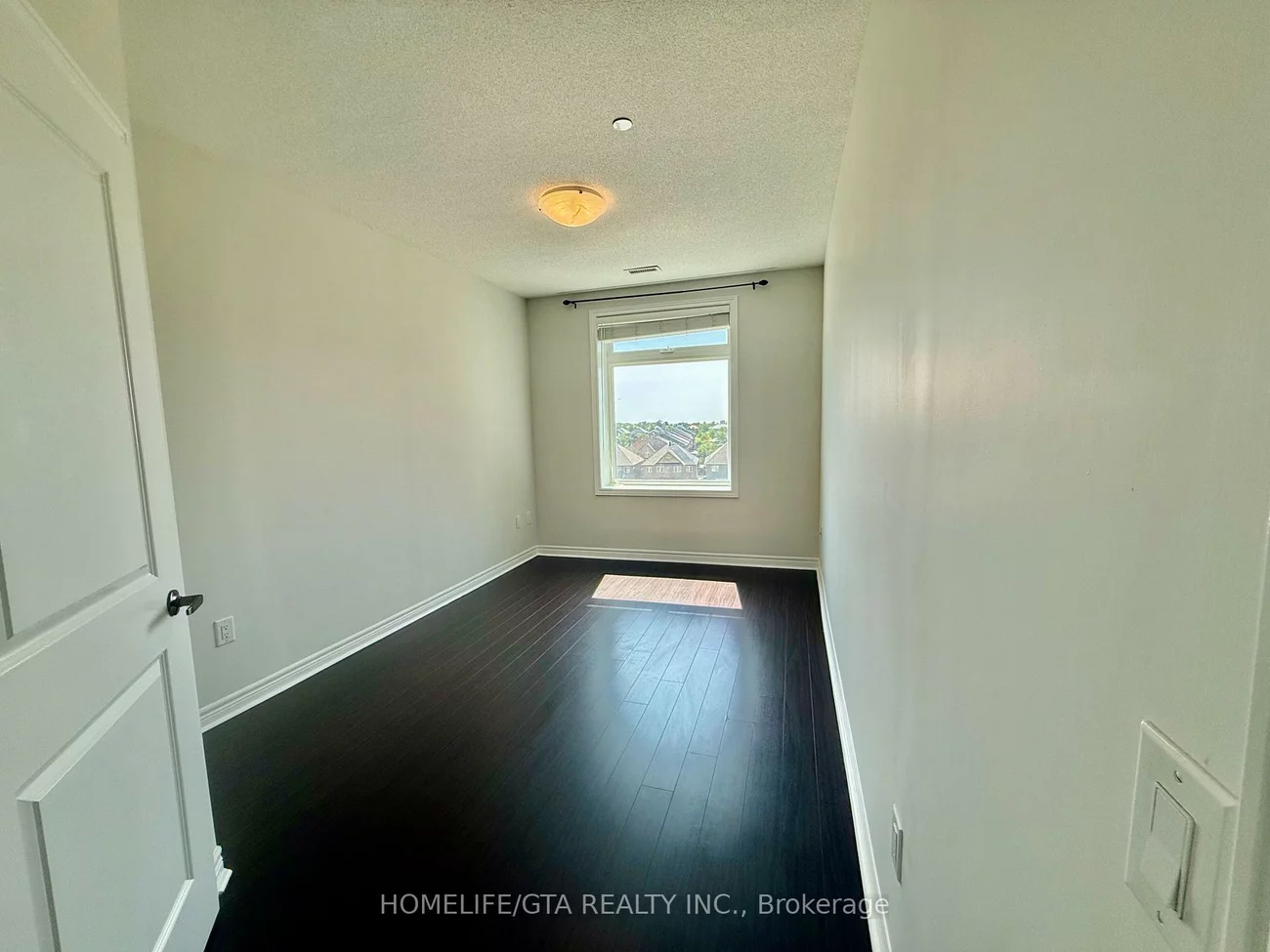 7325, Markham, Cedarwood, Markham