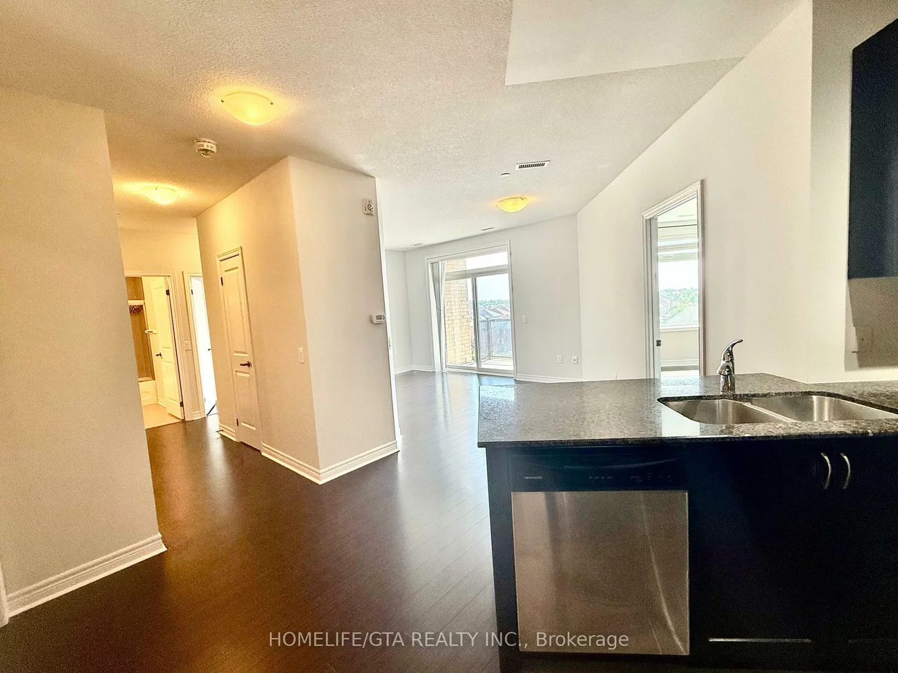 7325, Markham, Cedarwood, Markham