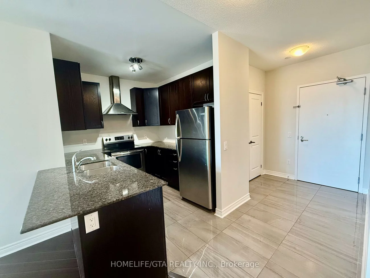 7325, Markham, Cedarwood, Markham
