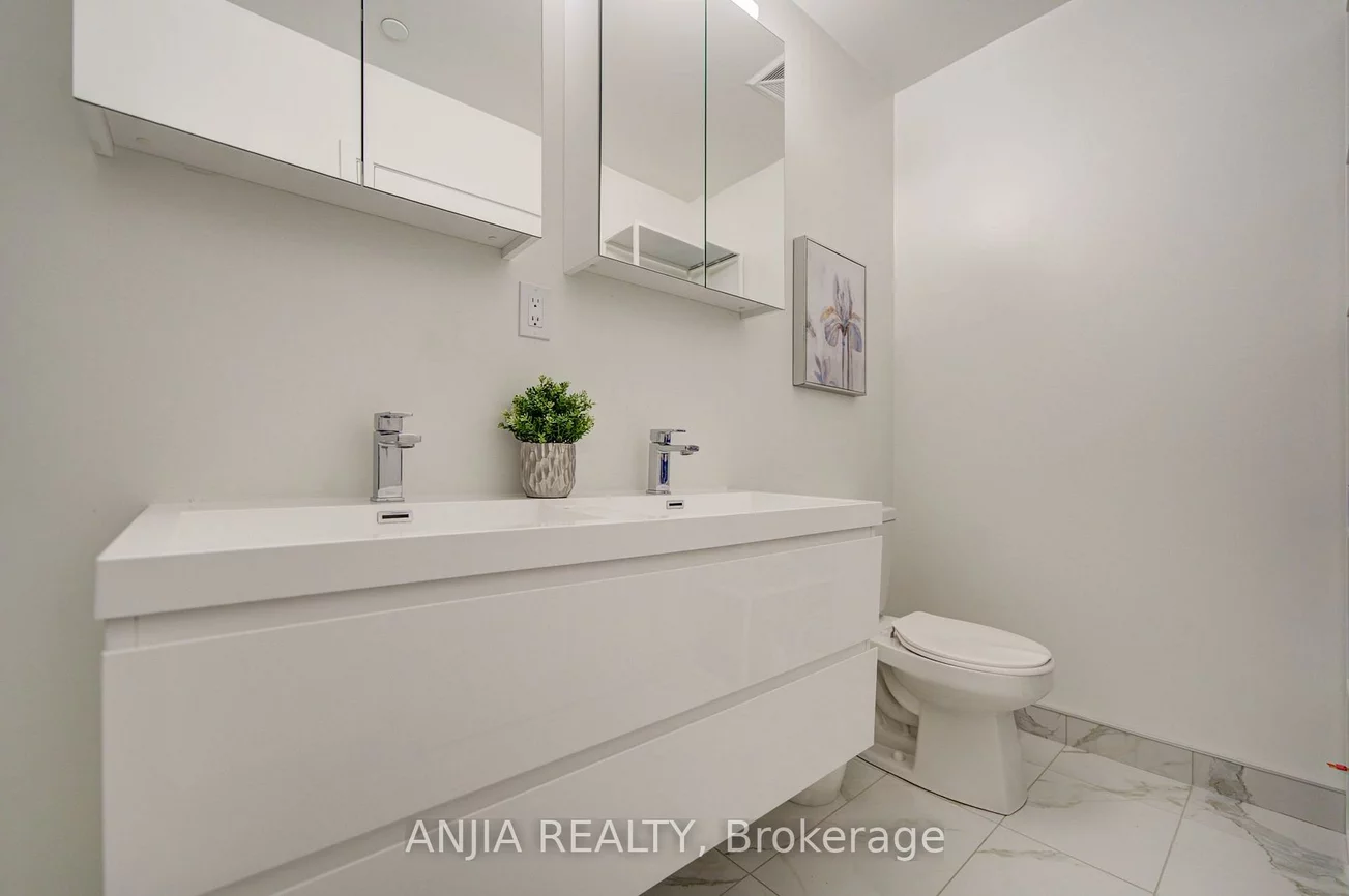 8119, Birchmount, Unionville, Markham