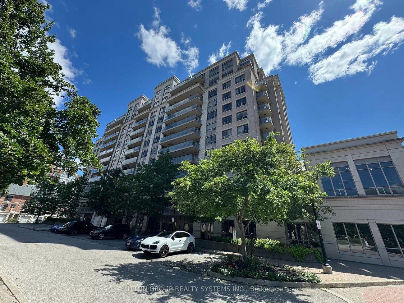 39, Galleria, Commerce Valley, Markham