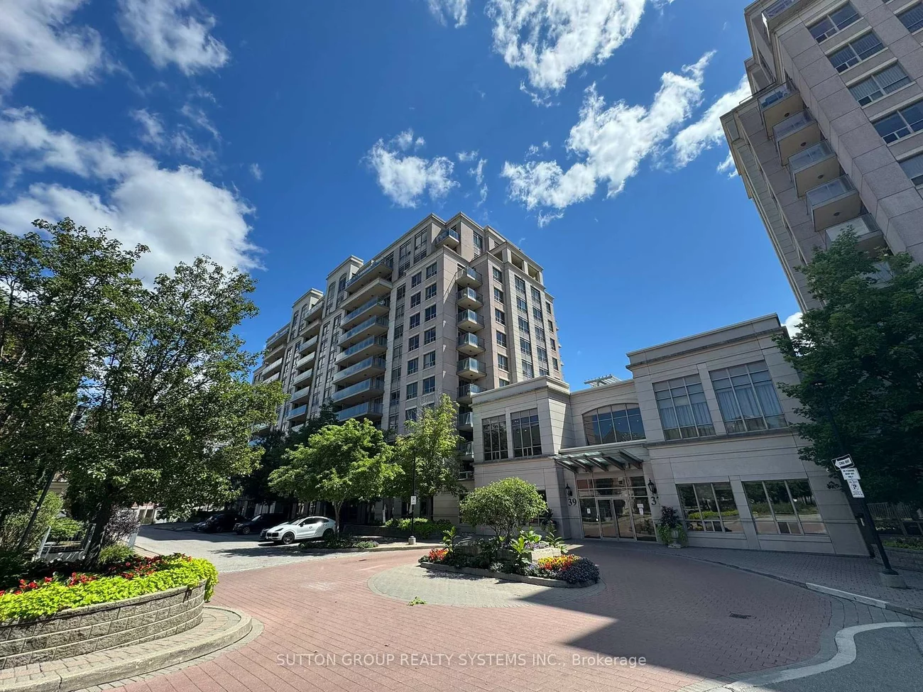 39, Galleria, Commerce Valley, Markham