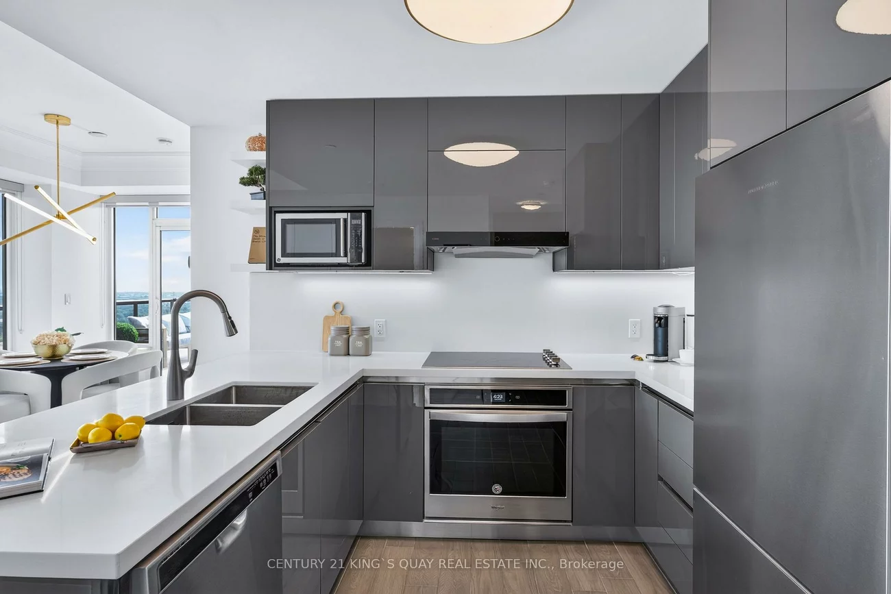 15, Water Walk, Unionville, Markham