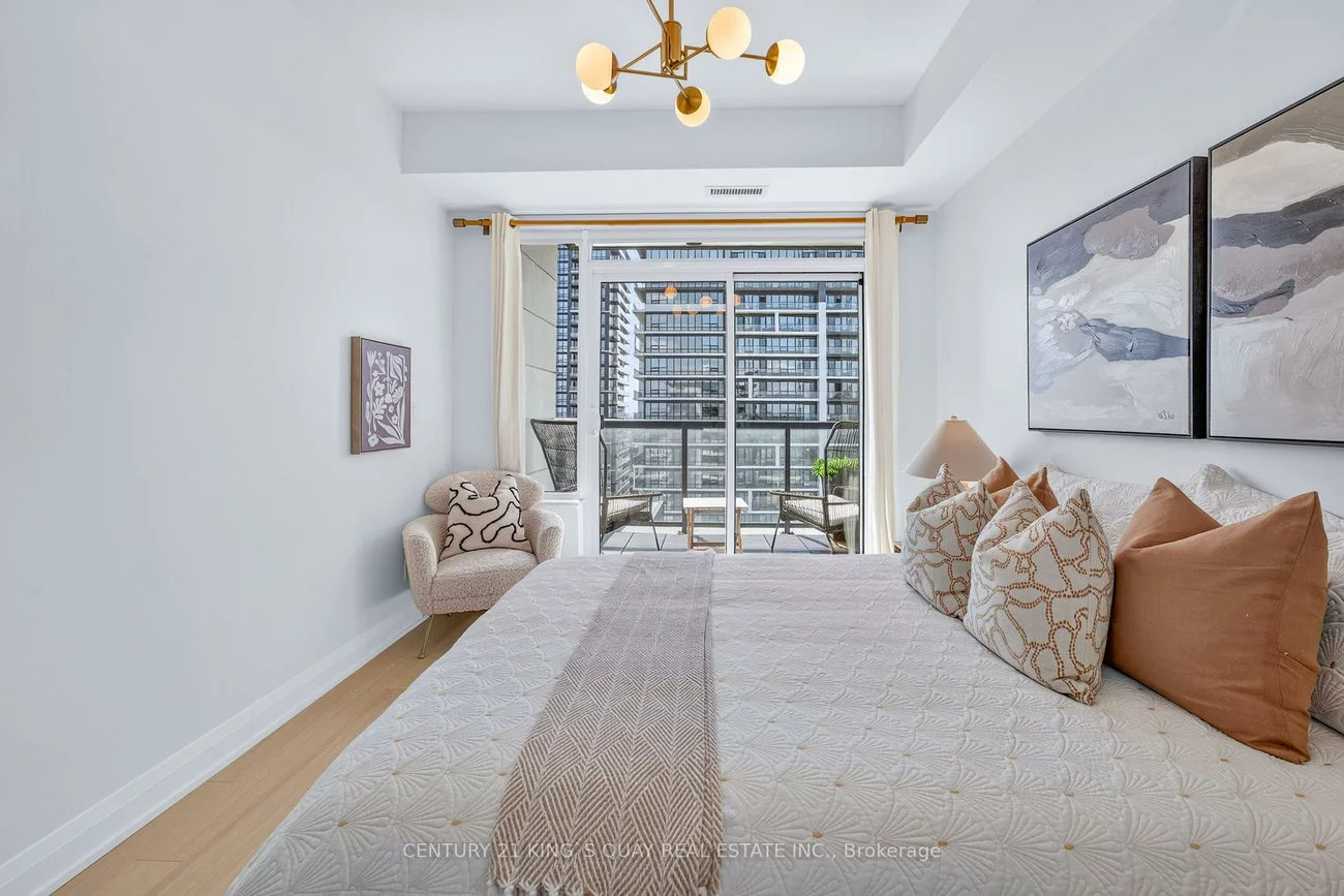15, Water Walk, Unionville, Markham