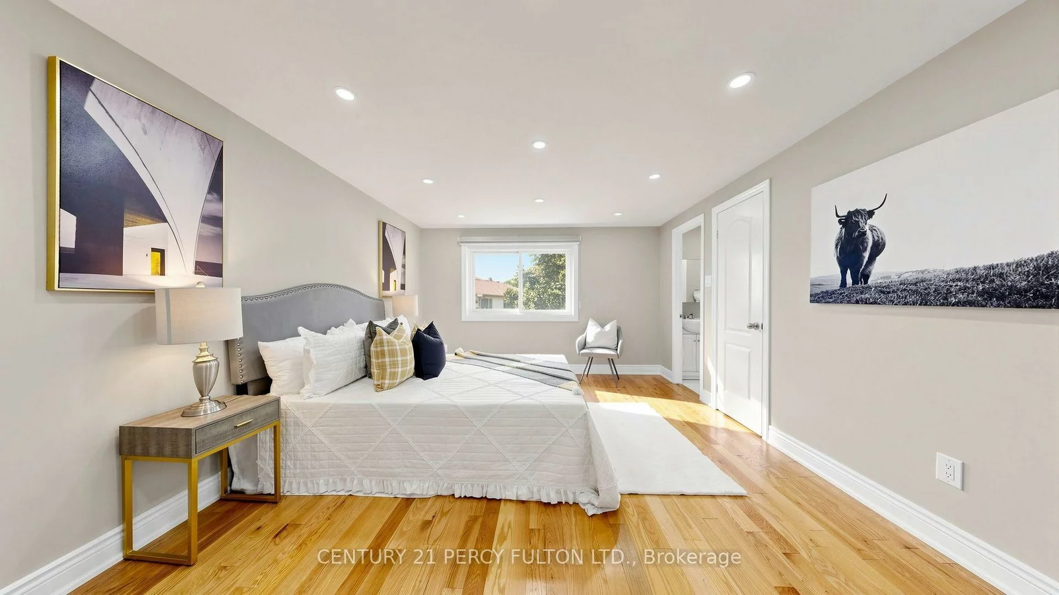 70, Knightsbridge, Markham Village, Markham