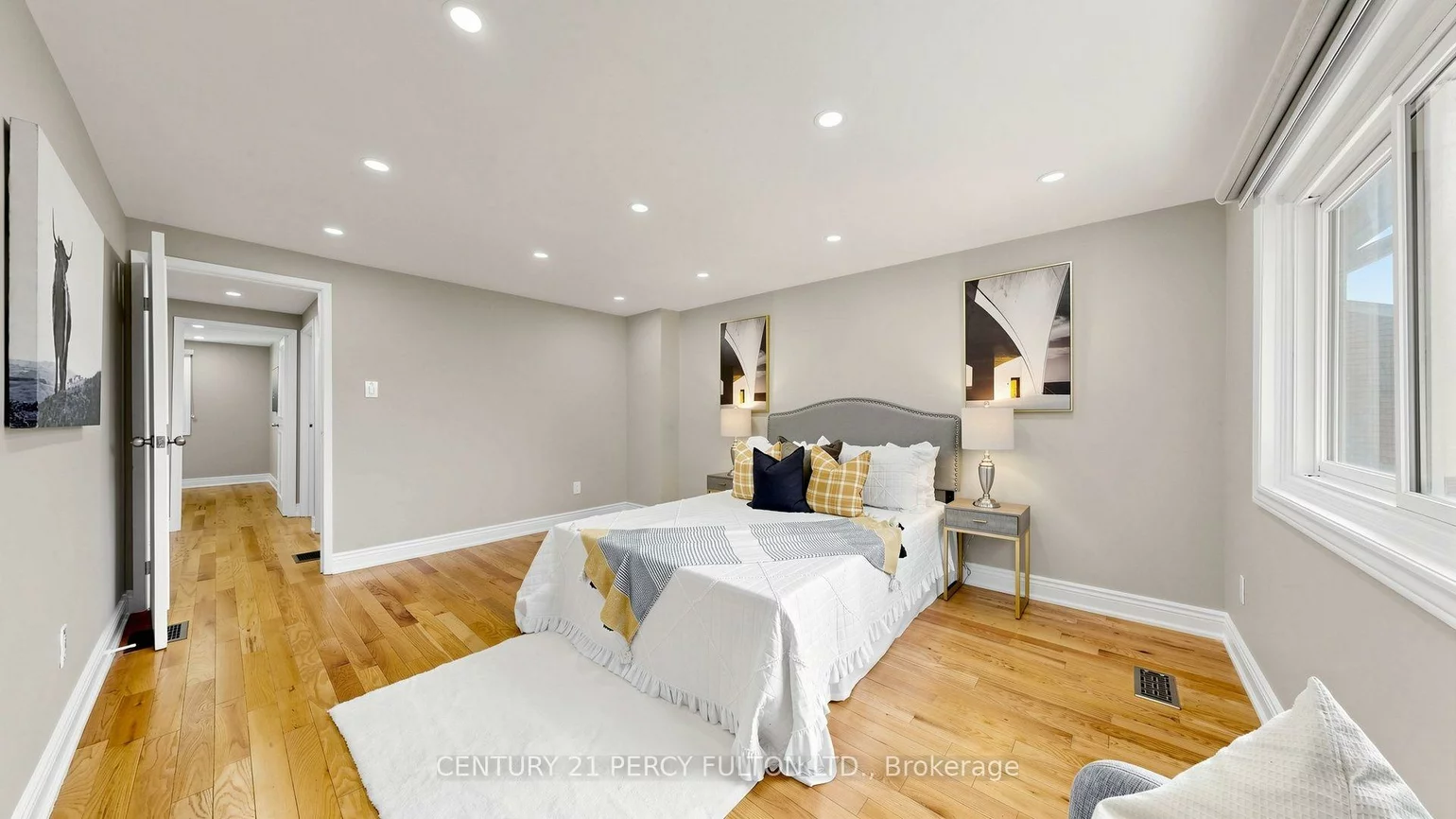 70, Knightsbridge, Markham Village, Markham