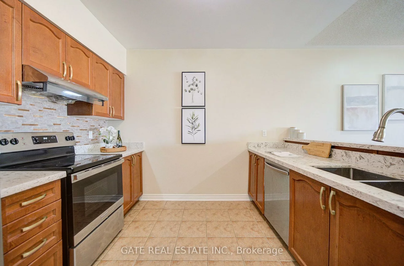 7340, Markham, Middlefield, Markham