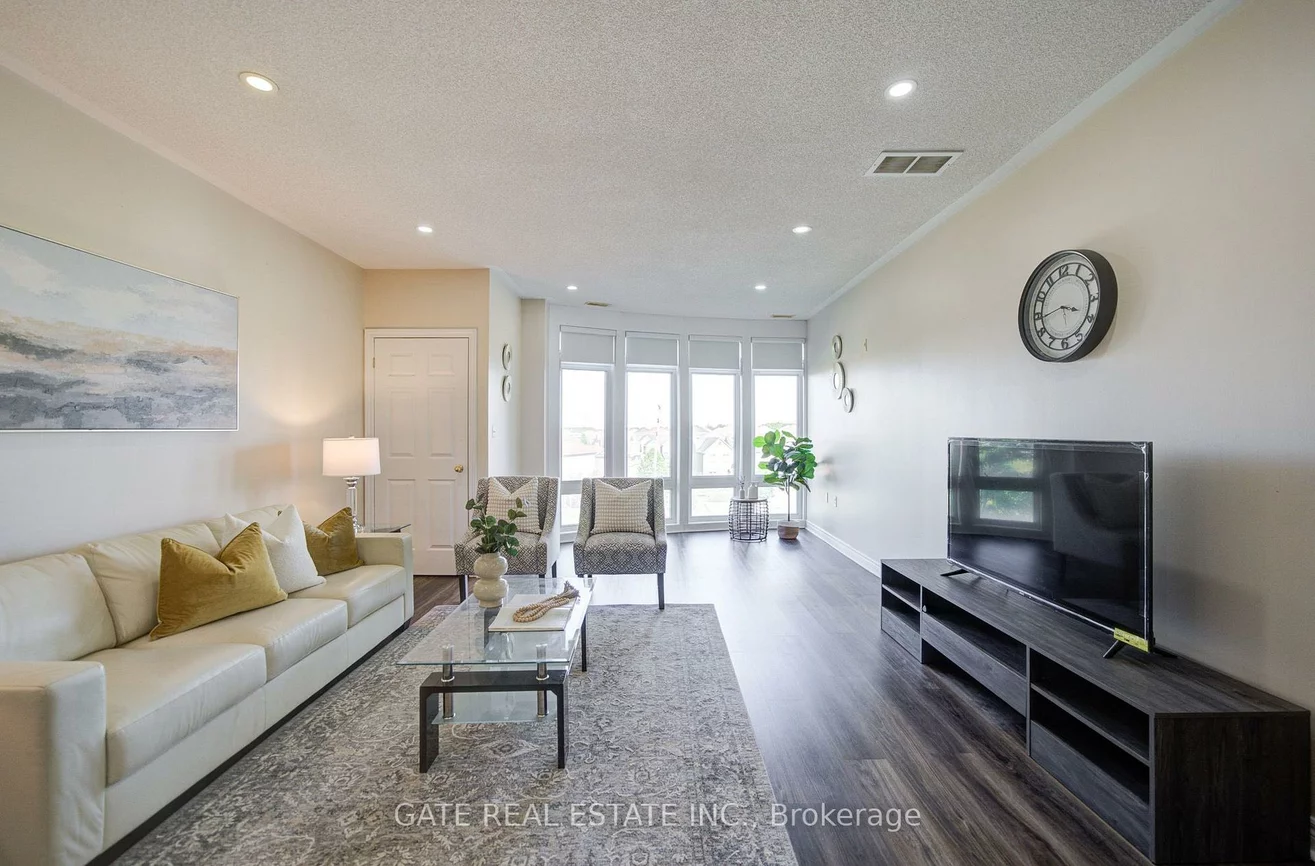 7340, Markham, Middlefield, Markham