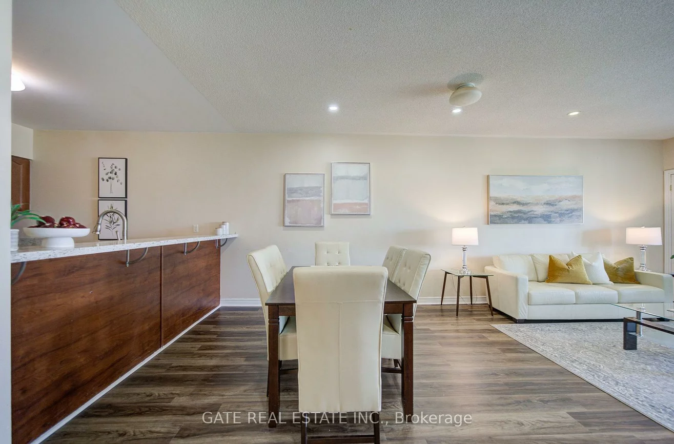 7340, Markham, Middlefield, Markham