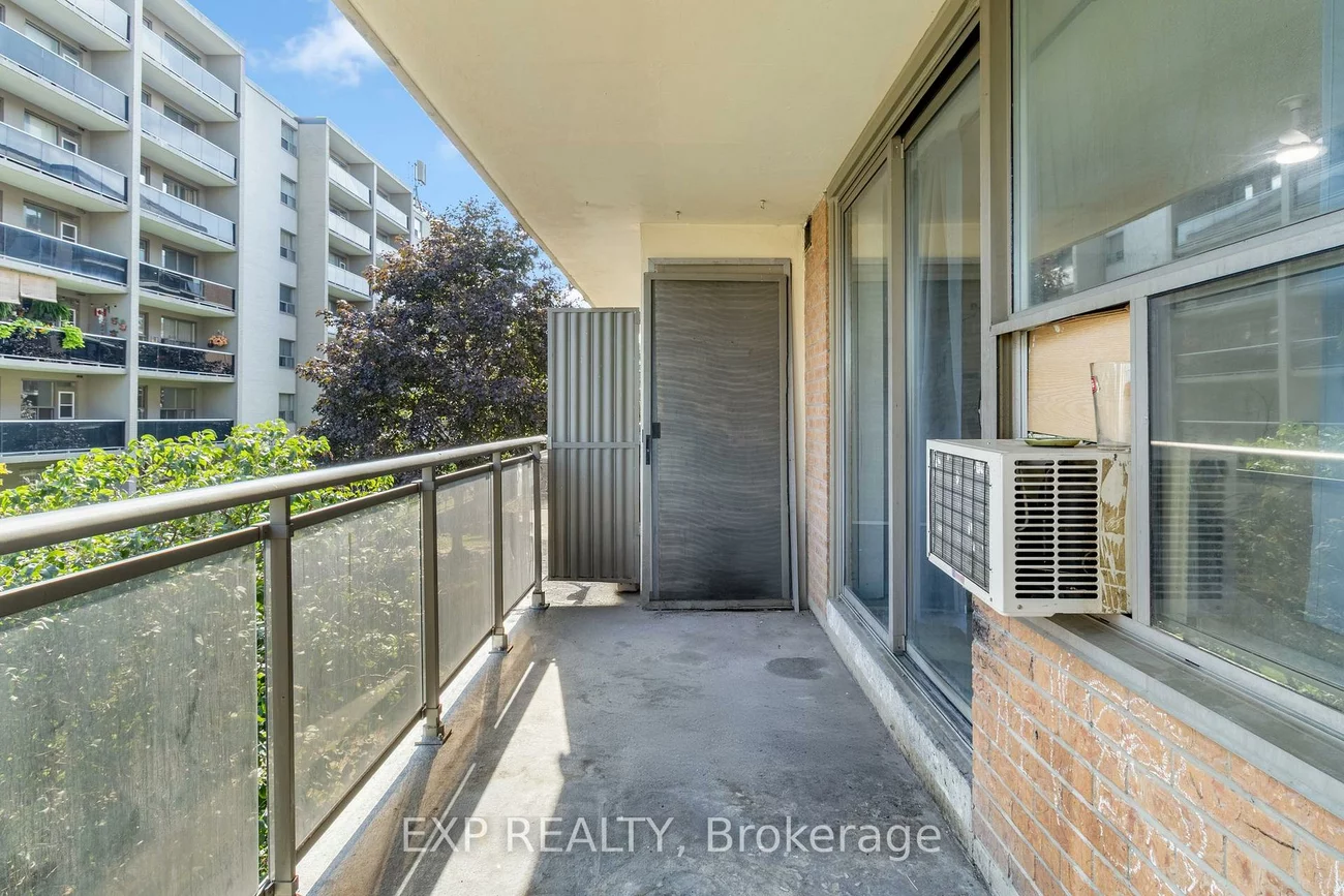 180, Dudley, Thornhill, Markham
