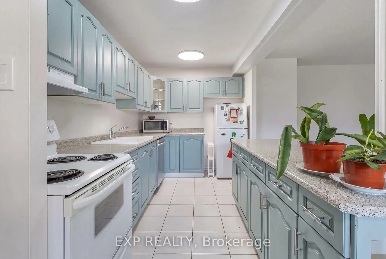 180, Dudley, Thornhill, Markham
