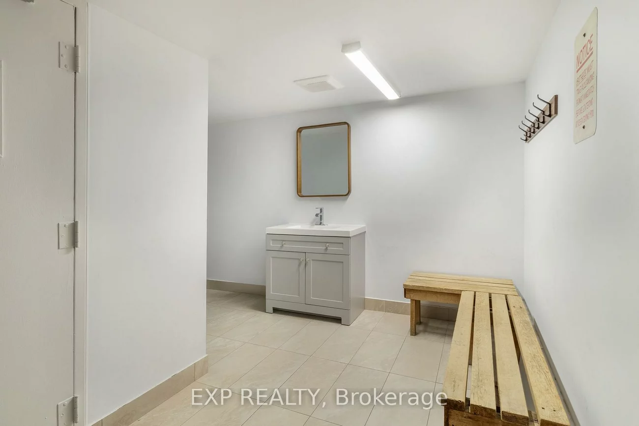 180, Dudley, Thornhill, Markham